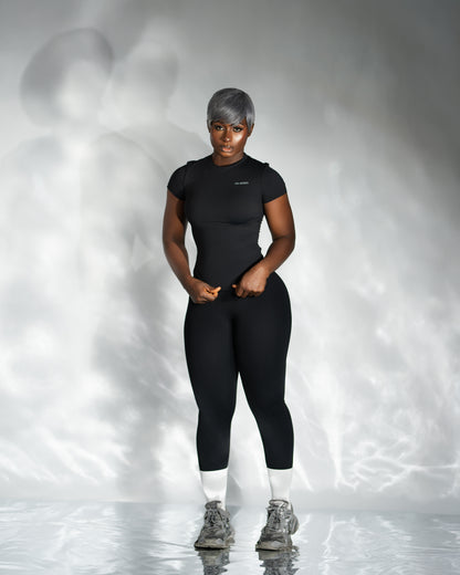 OLAEDO Contour Tee