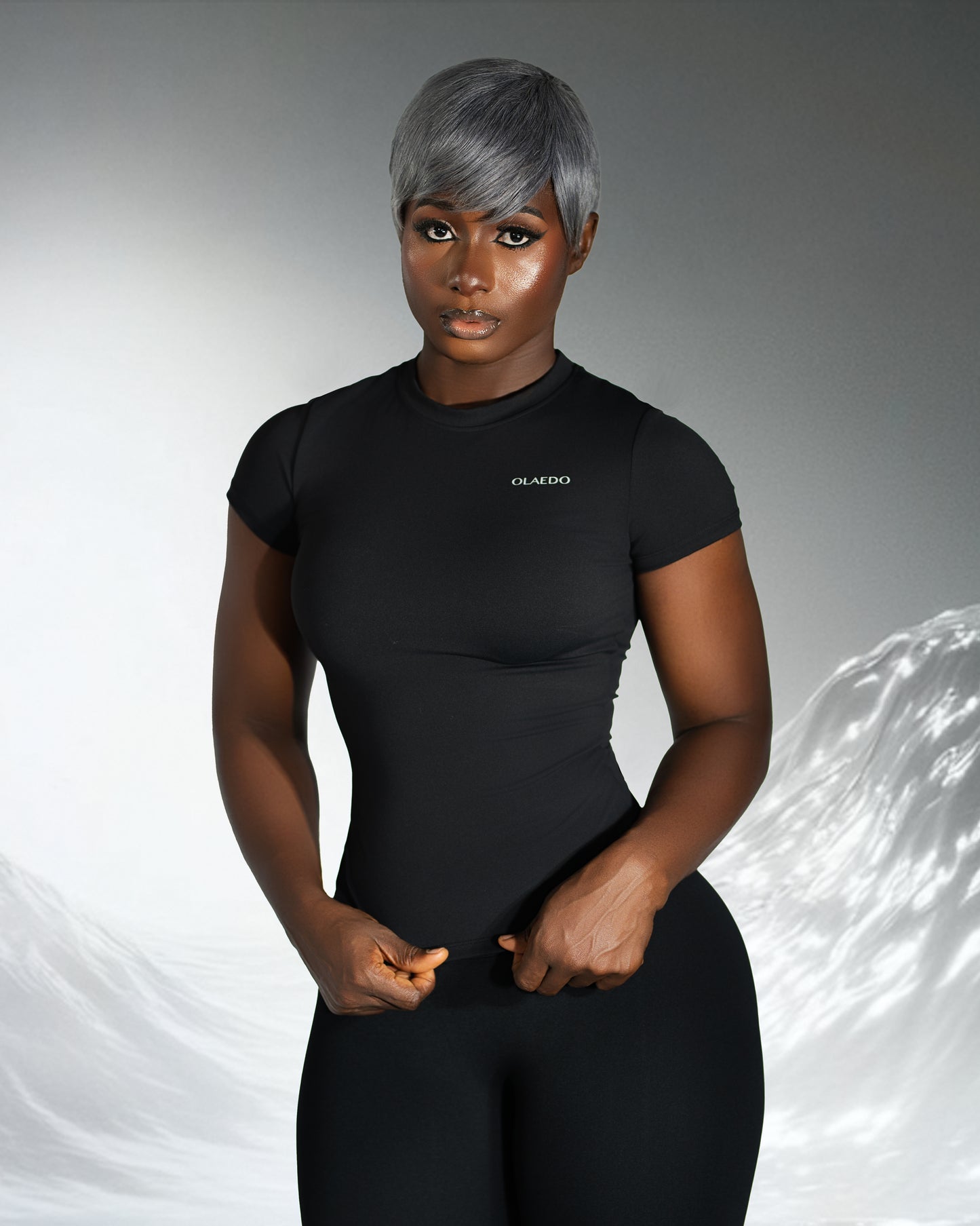 OLAEDO Contour Tee